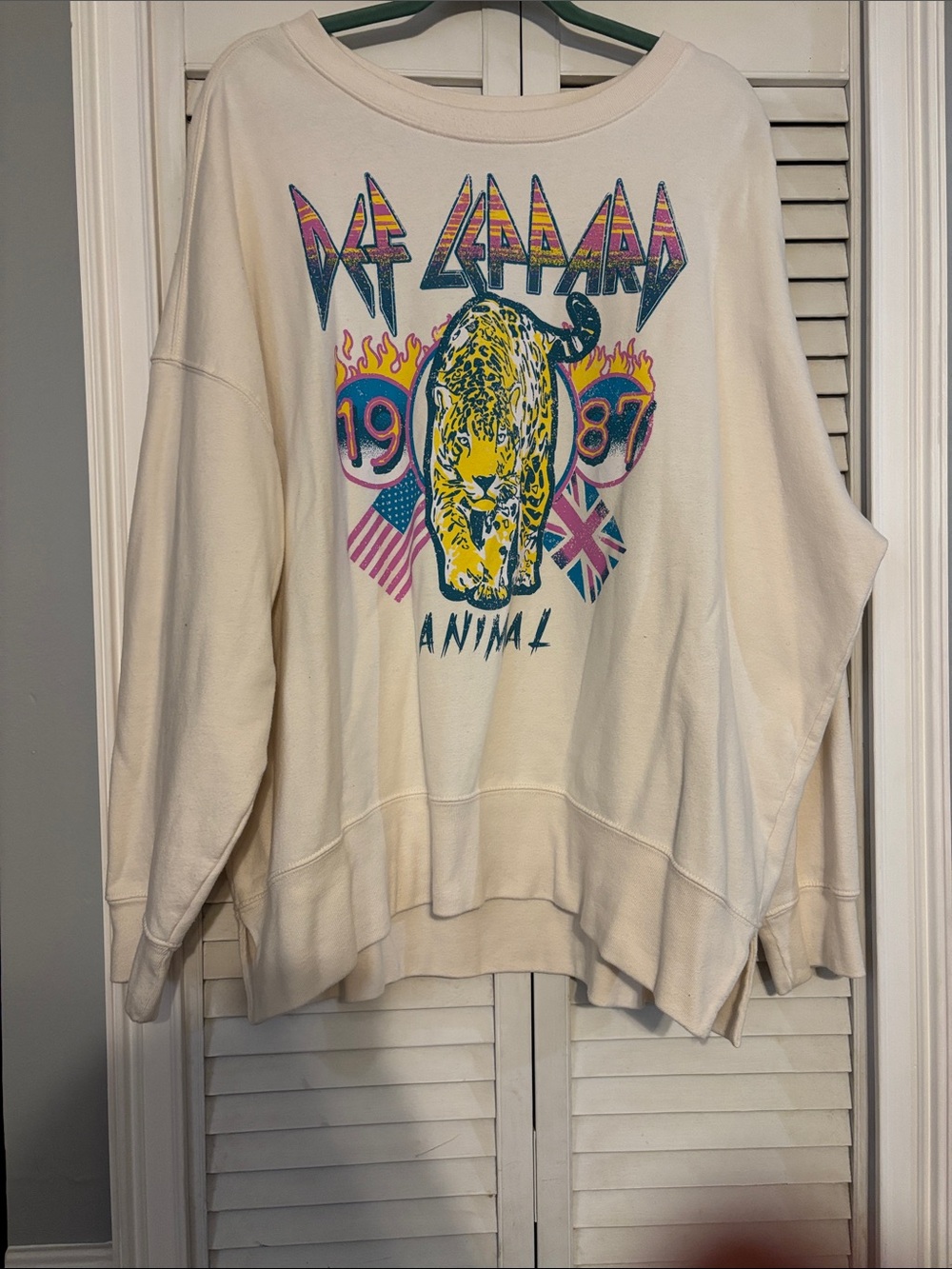 Def Leppard 'Animal' Graphic Sweatshirt - Cream with Yellow/Blue Print